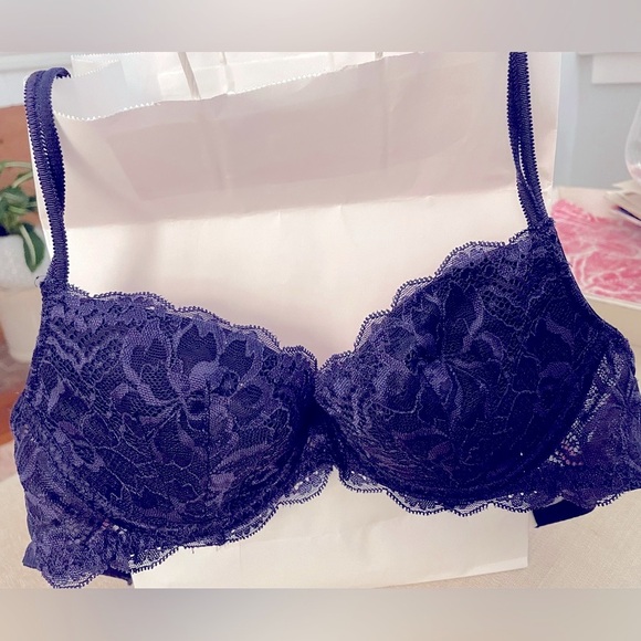 Victoria Secret PINK Lightly Lined Demi 34B - Picture 7 of 7